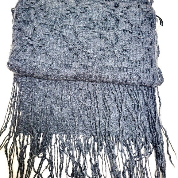 Beautiful Italian mohair blend scarf/shawl...Kor@Kor - Picture 4 of 7